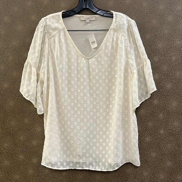 LOFT Tops - 🔥🔥🔥NEW Loft Ruffle Sleeves Blouse